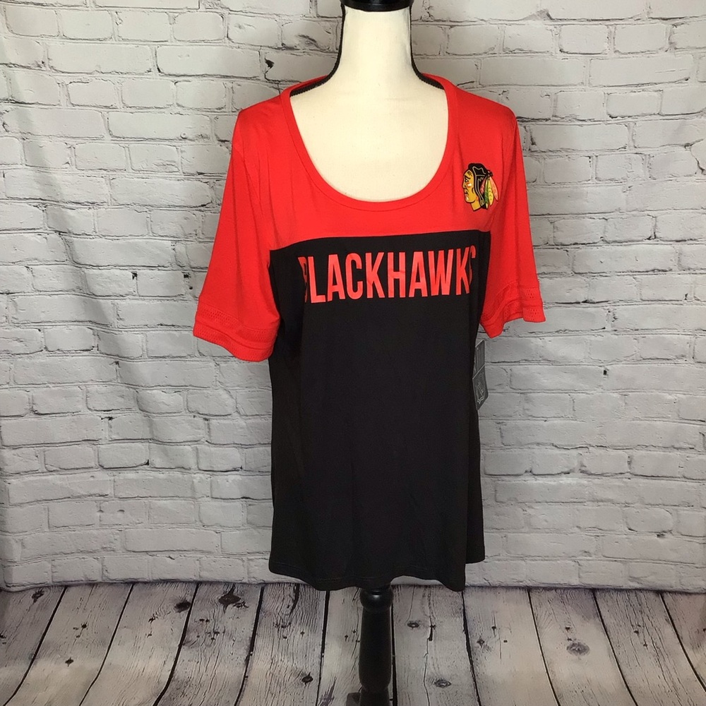 NHL Chicago Blackhawks Red and Black Color Block Short Sleeve Top XXL NWT